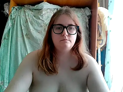 Snapshot of DesireMelissa chatting on June 2026 07:50:02 AM DesireMelissa online show from June 2026 07:50:02 AM