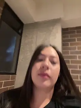 Latina vanessa online show from April 2026 01:01:01 AM