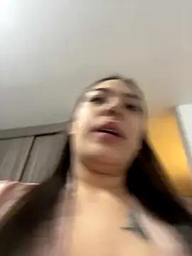 Snapshot of Latina_vanessa chatting on October 2025 10:53:01 PM Latina vanessa online show from October 2025 10:53:01 PM