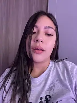 Snapshot of Latina_vanessa chatting on February 2025 10:24:01 PM Latina vanessa online show from February 2025 10:24:01 PM