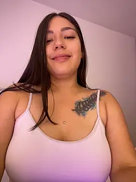 Snapshot of Latina_vanessa chatting on February 2025 12:52:02 AM Latina vanessa online show from February 2025 12:52:02 AM