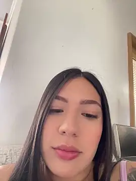 Latina vanessa online show from February 2026 03:33:01 PM