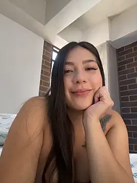 Latina vanessa online show from May 2026 05:44:02 PM
