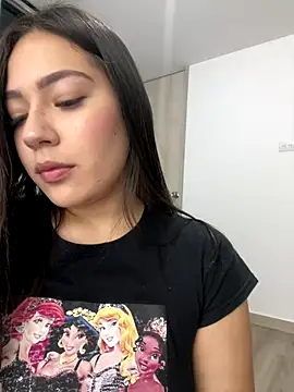 Snapshot of Latina_vanessa chatting on September 2025 02:32:02 AM Latina vanessa online show from September 2025 02:32:02 AM