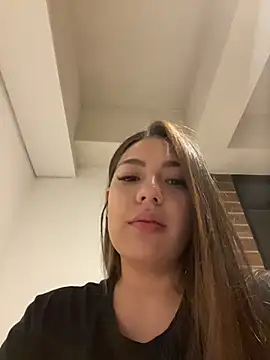 Snapshot of Latina_vanessa chatting on July 2026 01:30:02 AM Latina vanessa online show from July 2026 01:30:02 AM