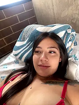 Latina vanessa online show from March 2026 08:32:01 PM