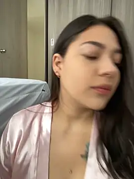 Snapshot of Latina_vanessa chatting on February 2025 03:17:02 PM Latina vanessa online show from February 2025 03:17:02 PM