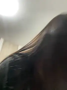 Latina vanessa online show from October 2025 04:22:02 AM