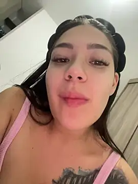 Snapshot of Latina_vanessa chatting on October 2025 03:52:02 AM Latina vanessa online show from October 2025 03:52:02 AM