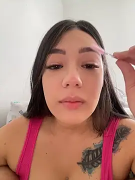 Snapshot of Latina_vanessa chatting on October 2025 02:07:02 PM Latina vanessa online show from October 2025 02:07:02 PM