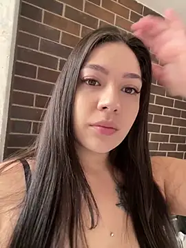 Latina vanessa online show from March 2026 02:51:01 PM