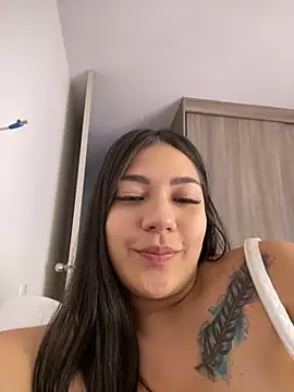 Snapshot of Latina_vanessa chatting on February 2025 11:17:02 PM Latina vanessa online show from February 2025 11:17:02 PM