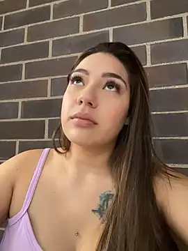 Snapshot of Latina_vanessa chatting on June 2026 01:50:01 PM Latina vanessa online show from June 2026 01:50:01 PM