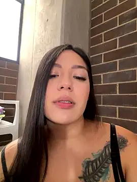 Latina vanessa online show from April 2026 03:58:01 PM