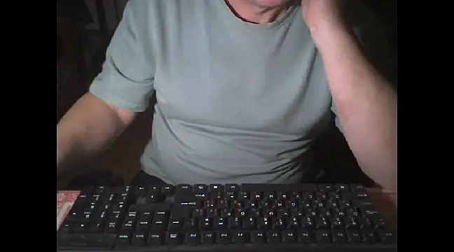 vlad196868 online show from February 2025 04:48:02 PM