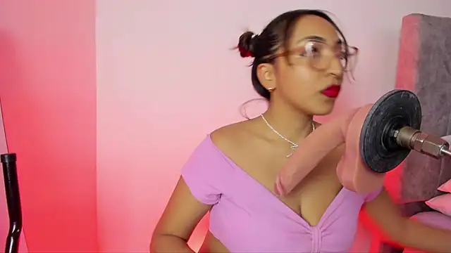 Leticia brownn1 online show from April 2026 07:42:02 PM