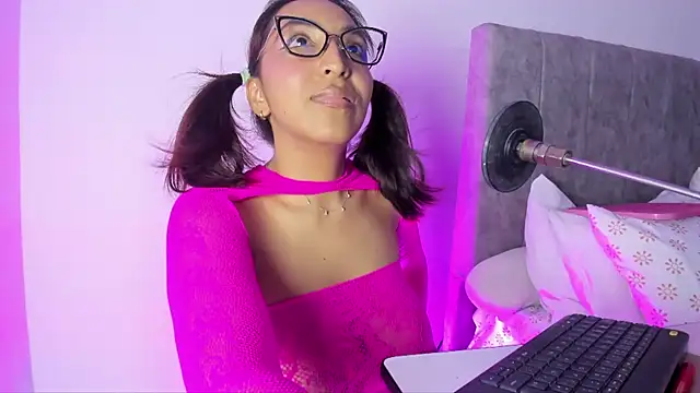 Snapshot of Leticia_brownn1 chatting on June 2026 08:03:02 PM Leticia brownn1 online show from June 2026 08:03:02 PM