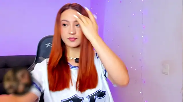 Amypond   online show from February 2026 04:07:01 PM