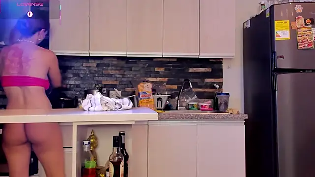 Amypond   online show from January 2026 04:27:02 AM