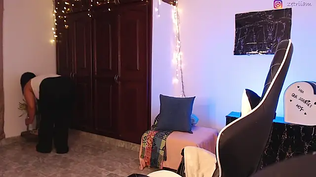 Zetrionn online show from January 2025 02:48:02 AM