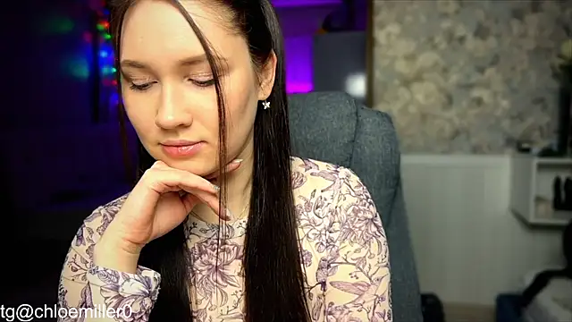 Snapshot of ChloeMillerMeow chatting on January 2025 06:14:01 PM ChloeMillerMeow online show from January 2025 06:14:01 PM