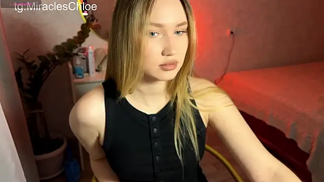 ChloeMillerMeow online show from May 2026 07:14:01 PM