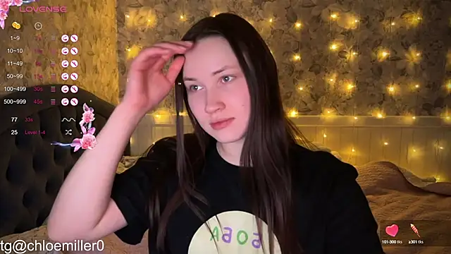 Snapshot of ChloeMillerMeow chatting on February 2025 01:49:02 PM ChloeMillerMeow online show from February 2025 01:49:02 PM