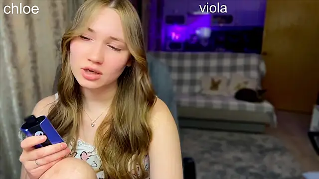 Snapshot of ChloeMillerMeow chatting on October 2025 06:31:02 PM ChloeMillerMeow online show from October 2025 06:31:02 PM