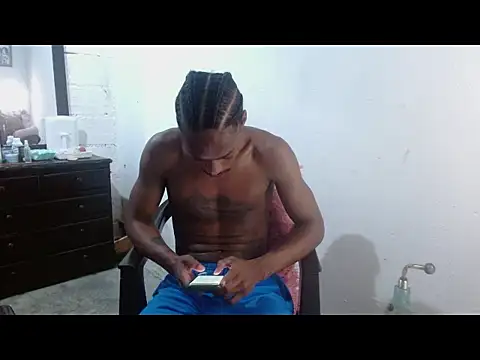 Larry-n-clouds online show from June 2026 02:17:01 AM
