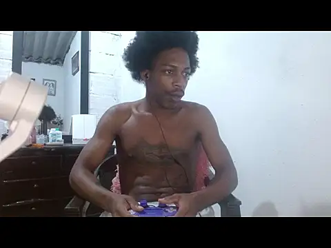 Larry-n-clouds online show from May 2026 12:10:02 AM