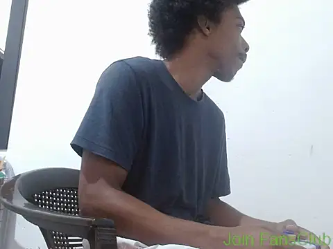 Larry-n-clouds online show from March 2026 01:06:01 PM