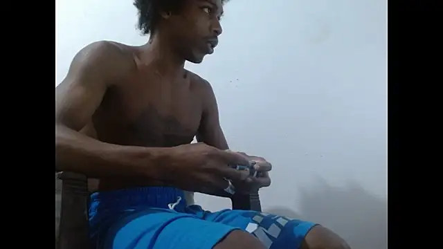 Larry-n-clouds online show from February 2026 02:18:01 AM