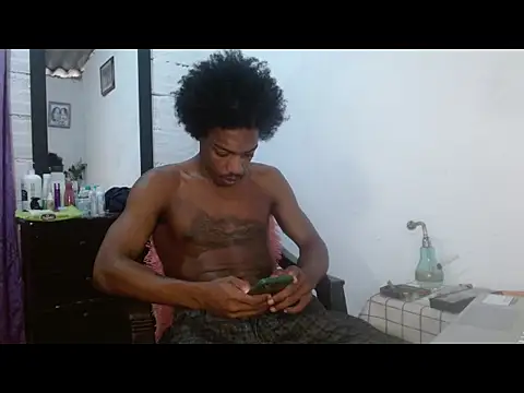 Larry-n-clouds online show from May 2026 04:15:02 PM