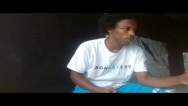 Larry-n-clouds online show from July 2026 07:33:02 PM
