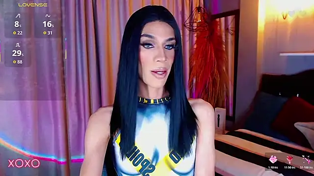 camila hootie online show from November 2025 08:13:02 PM