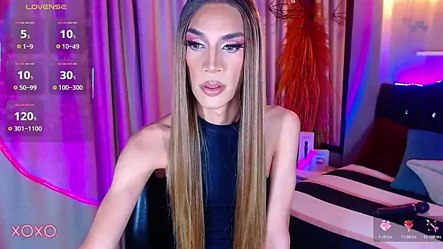 camila hootie online show from November 2025 07:24:02 PM