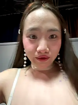 Asianpie  online show from December 2025 11:17:02 PM