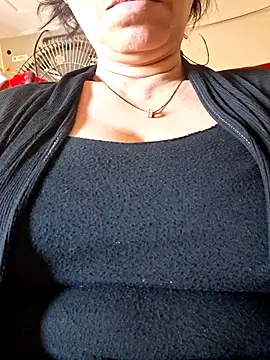 Rozittaa online show from May 2026 03:03:02 PM