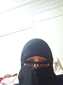 Snapshot of Rozittaa chatting on November 2025 06:19:02 PM Rozittaa online show from November 2025 06:19:02 PM