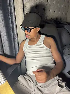 JaroDawg47 online show from June 2026 07:36:01 PM