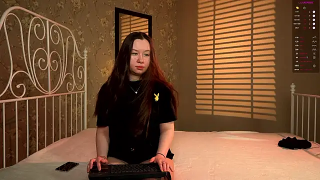 stayin alive  online show from January 2026 01:48:01 PM