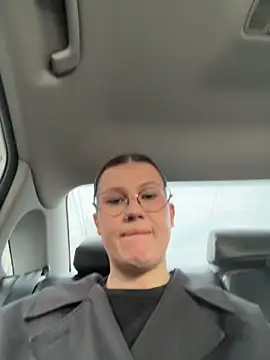 RinaCat online show from April 2026 05:25:02 AM