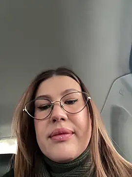 Snapshot of RinaCat chatting on November 2025 05:13:01 AM RinaCat online show from November 2025 05:13:01 AM