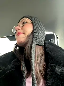 Snapshot of RinaCat chatting on November 2025 05:30:02 AM RinaCat online show from November 2025 05:30:02 AM