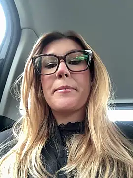 Snapshot of RinaCat chatting on September 2025 05:25:02 AM RinaCat online show from September 2025 05:25:02 AM