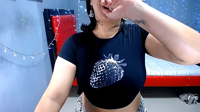 Sweettei online show from November 2025 11:21:02 AM