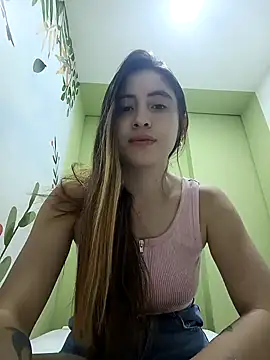 Nicol Swift  online show from December 2024 09:31:01 AM
