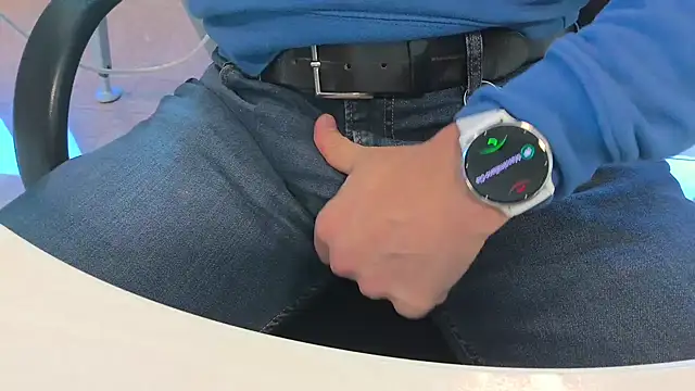 alessandroman2114 online show from March 2026 09:45:02 AM