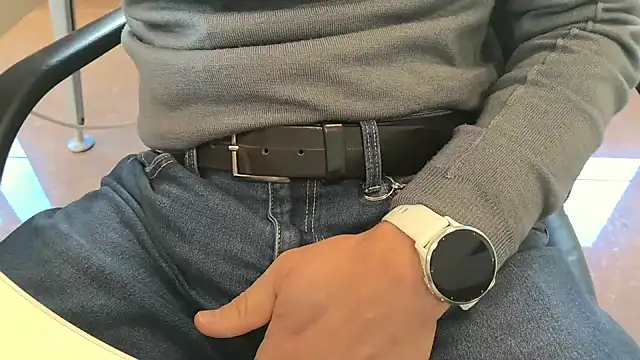 alessandroman2114 online show from January 2026 11:48:01 AM