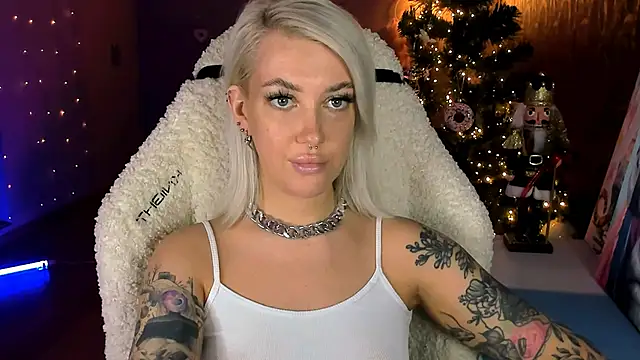 tykioty Miley online show from January 2026 12:01:01 PM